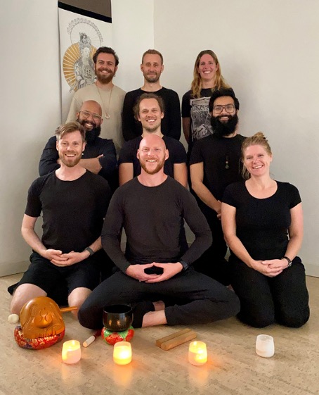 Zen.nl, Zen, meditatie, leren mediteren, nacht, aandacht, marathon, yoga, buitenmeditatie